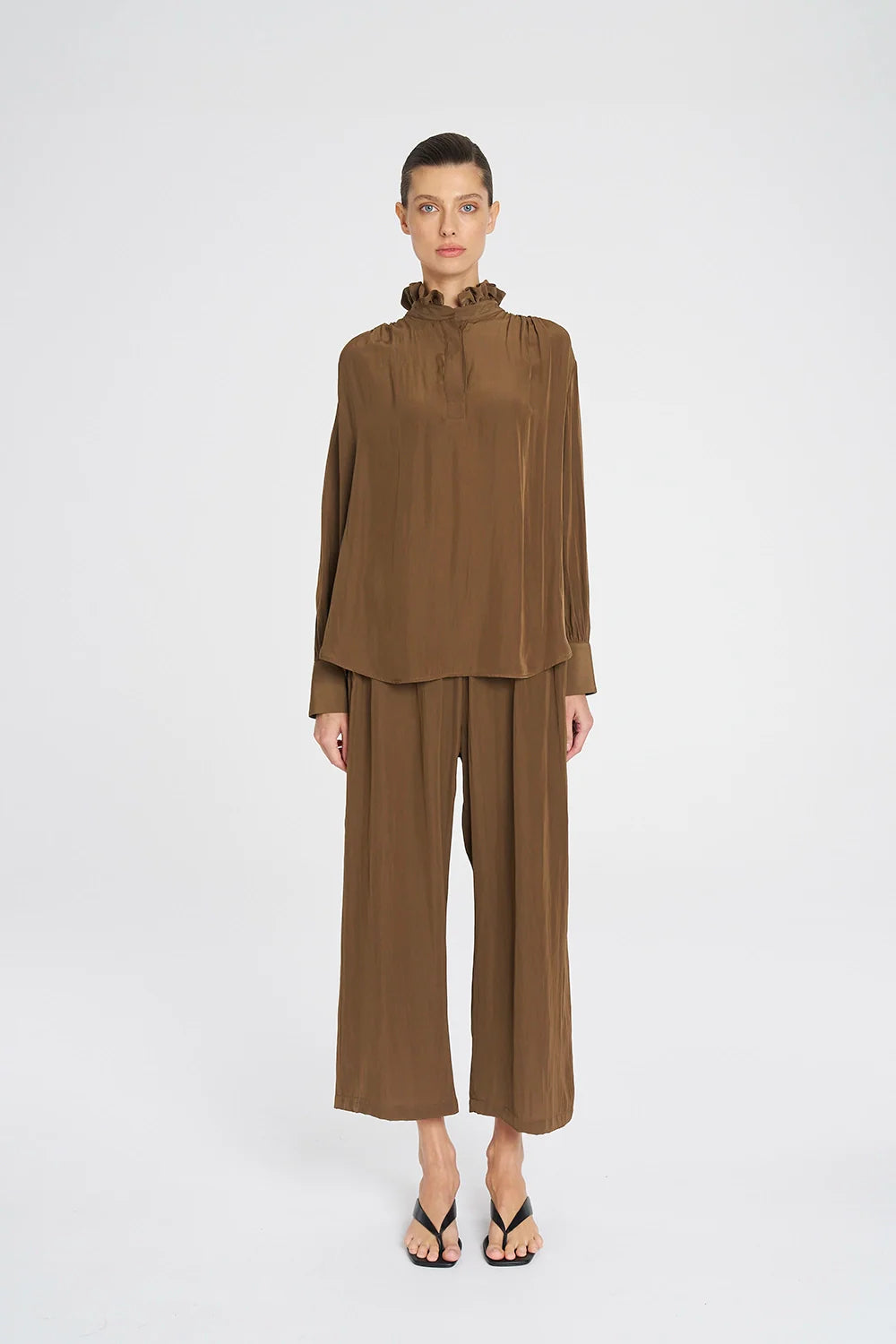 Pace Pant In Tannin - Pre-Order March Delivery