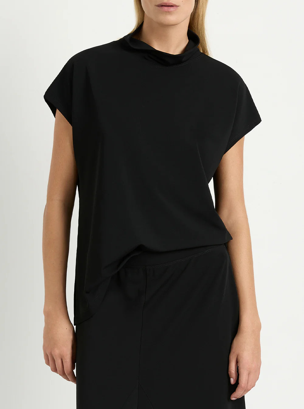 Pre Order Powder Knit Funnel Shell - Black