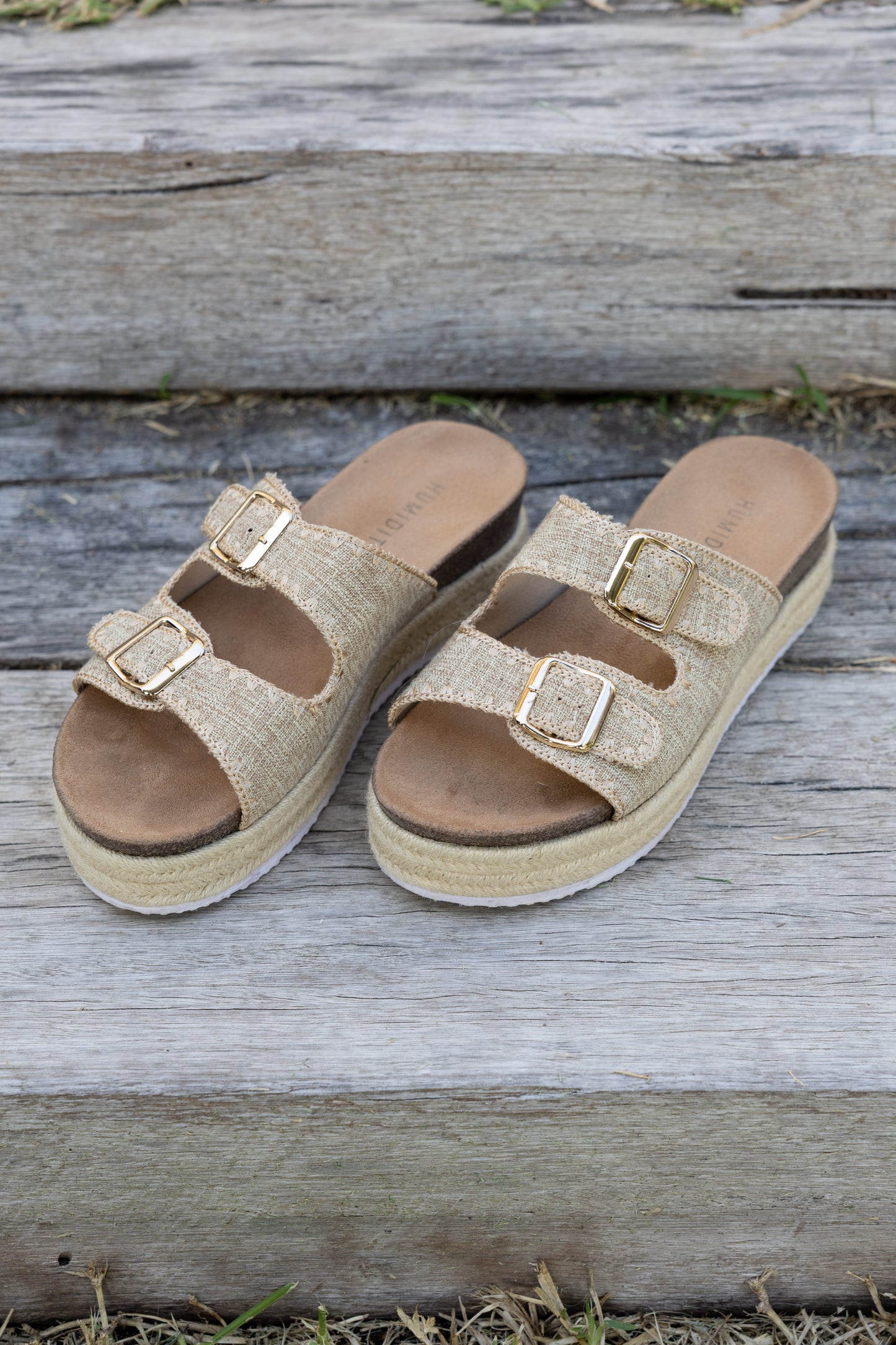 Linen Slide