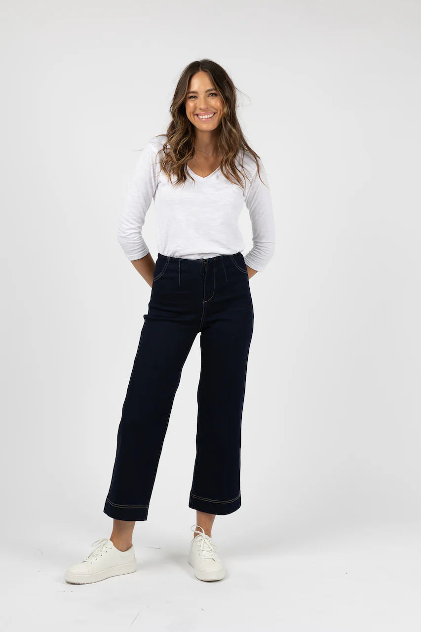 Fleetwood Jean Black or Dark Blue