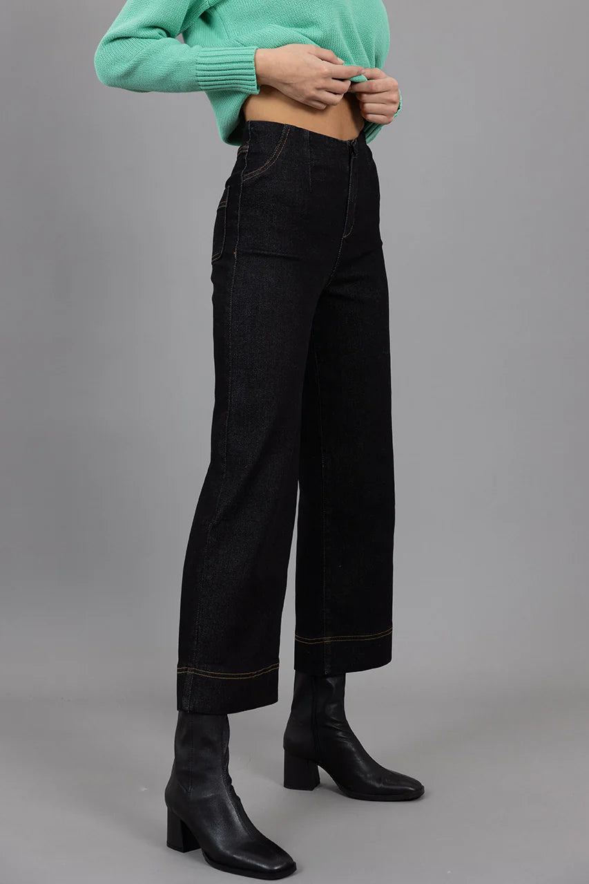 Fleetwood Jean Black or Dark Blue
