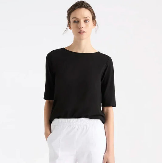 Elbow Cafe T in Black & Navy