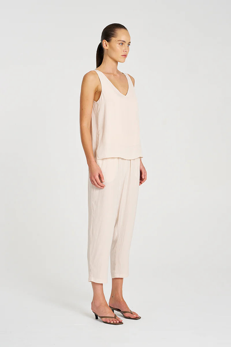 Soft Capri Meringue Pre Order Oct Delivery