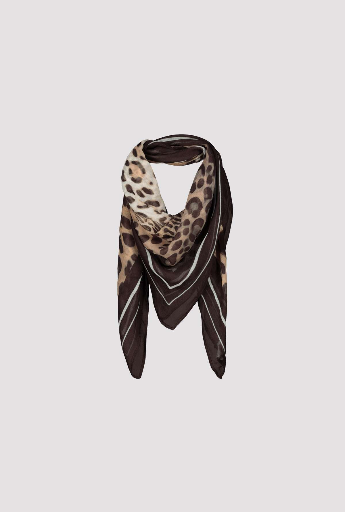Scarf with leopard pattern