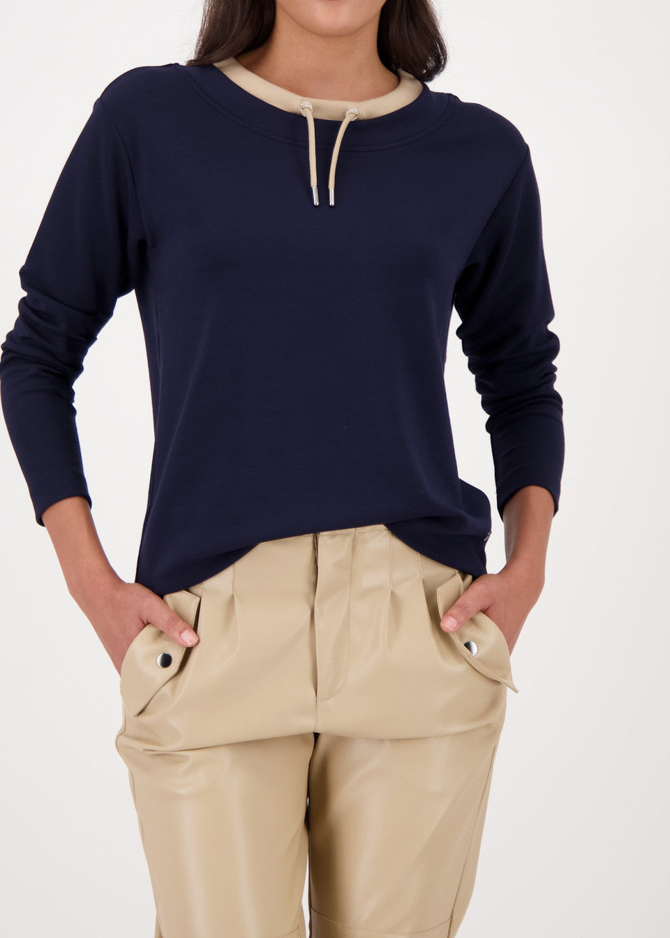 Sweatshirt with decorative detail