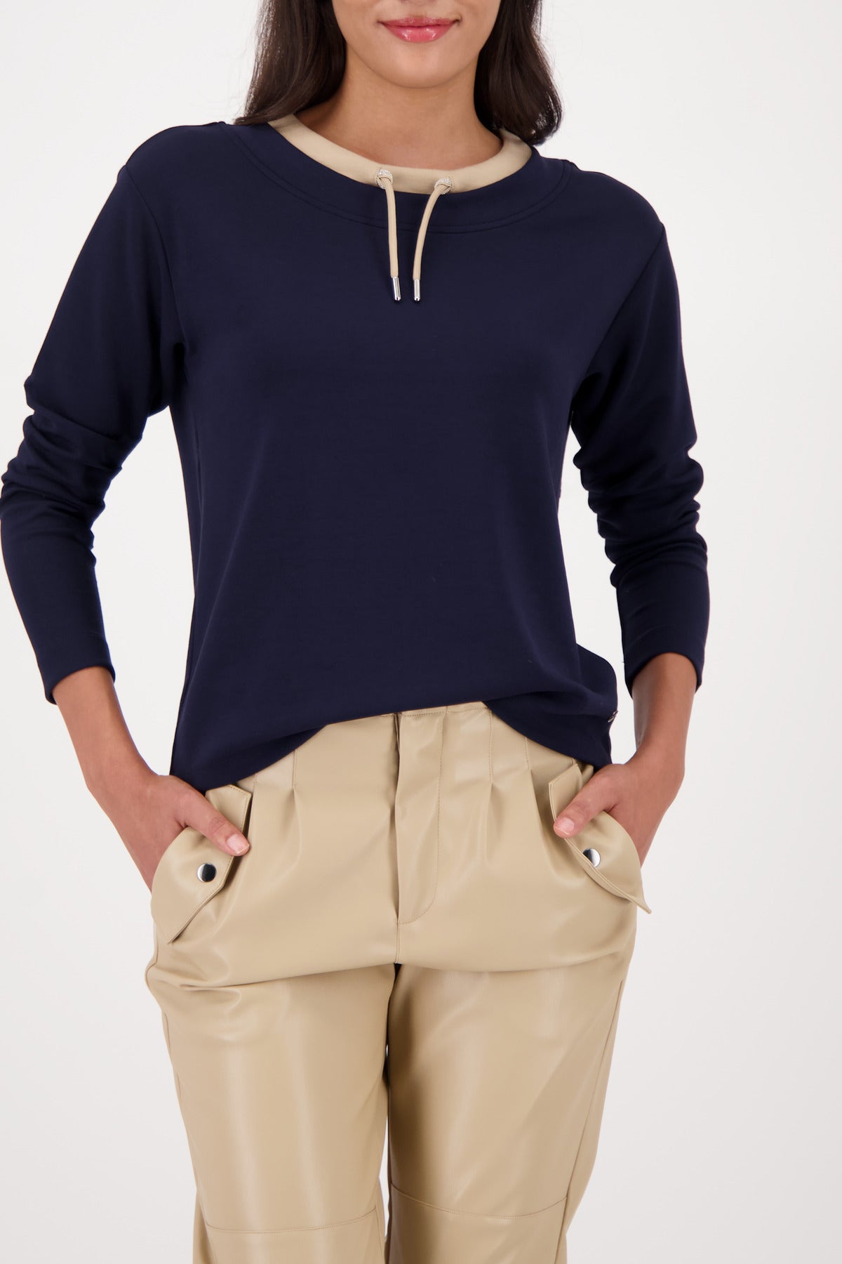 Sweatshirt with decorative detail