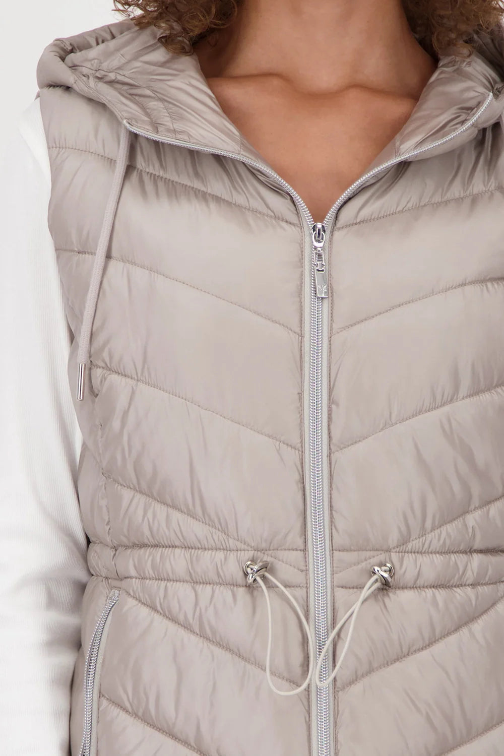 Monari Quilted waistcoat with hood in Greige