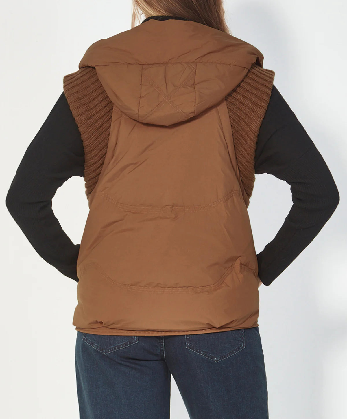 Chaka Vest Nutmeg Black