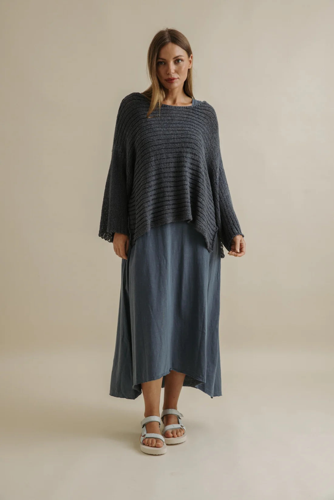 Coast to Coast Pullover White or Blue pool