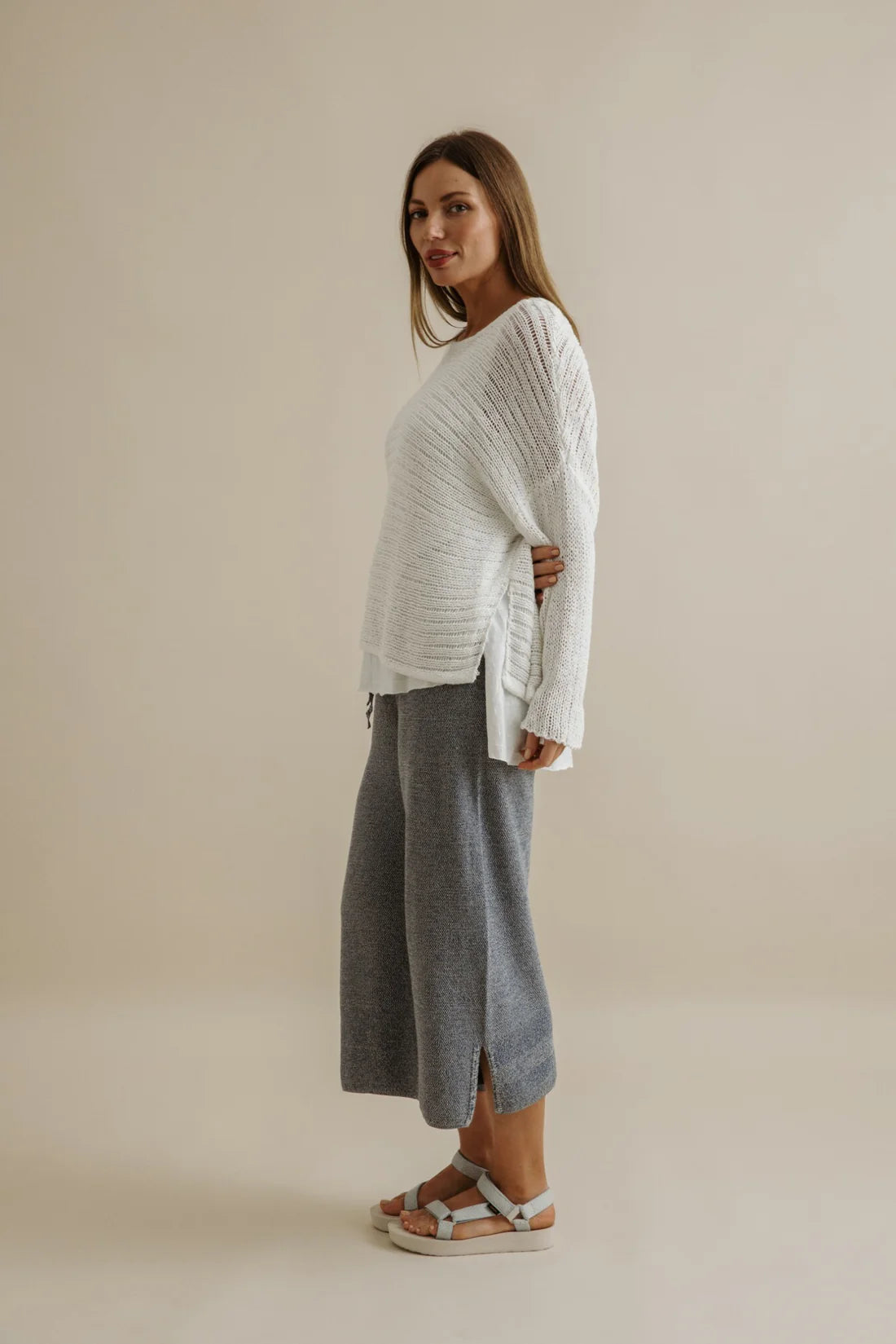 Coast to Coast Pullover White or Blue pool