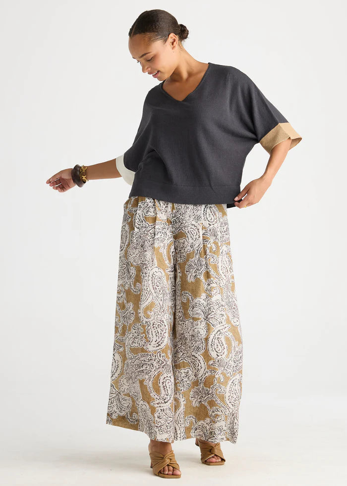 Contrast Cuff Top