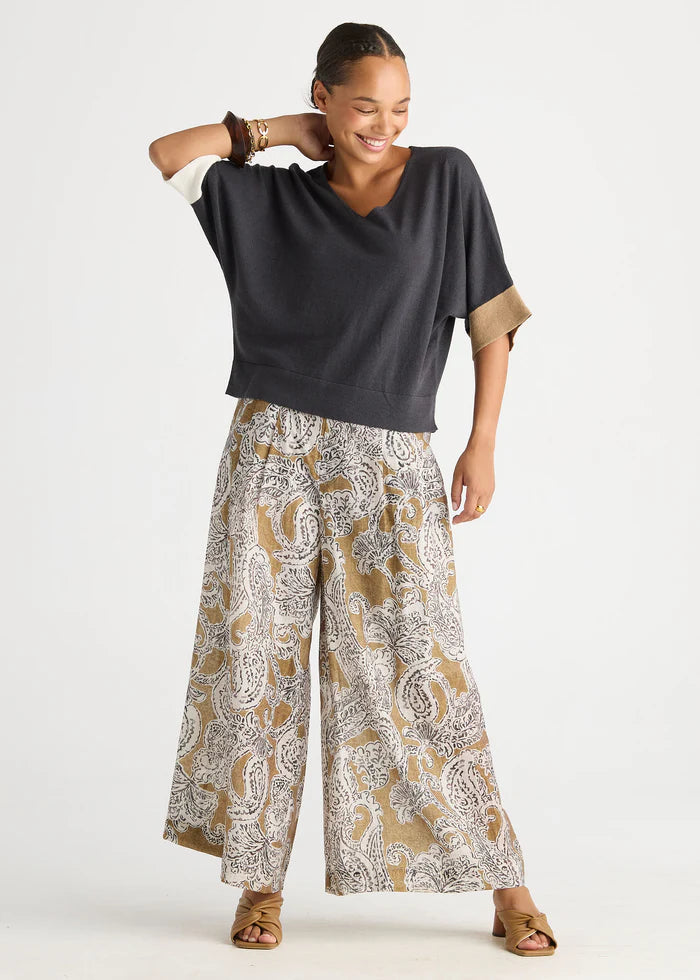 Contrast Cuff Top