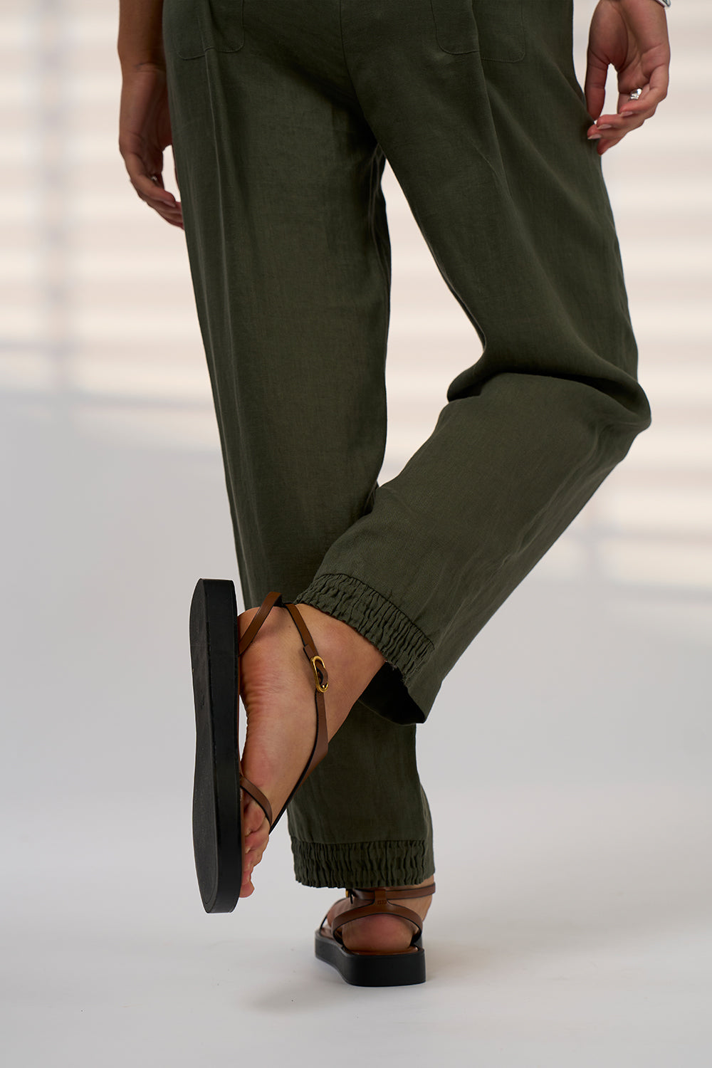 Esplanade Pant Dark Khaki