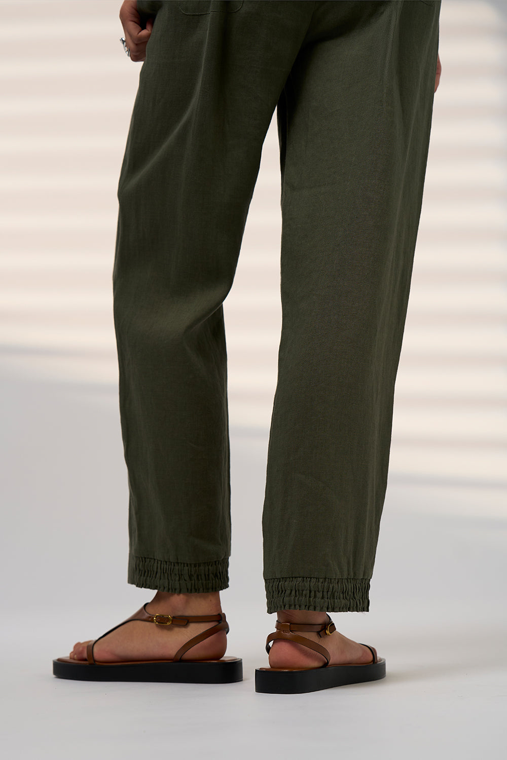Esplanade Pant Dark Khaki