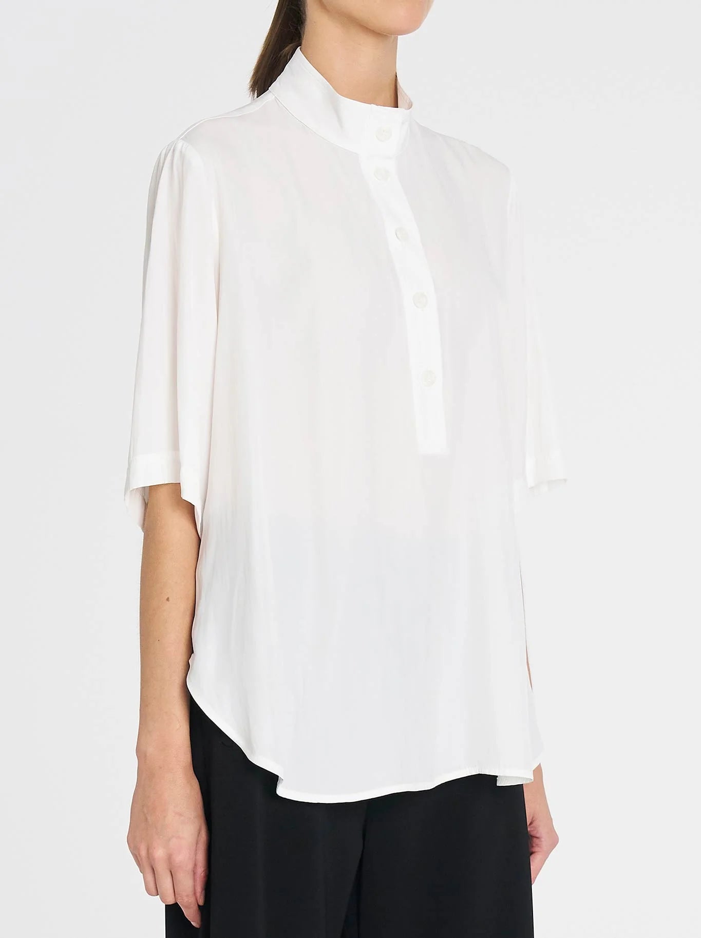 Swish Tab Plaza white