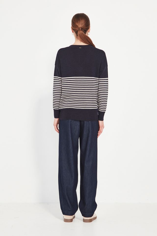 Brag Sweater 2 colours