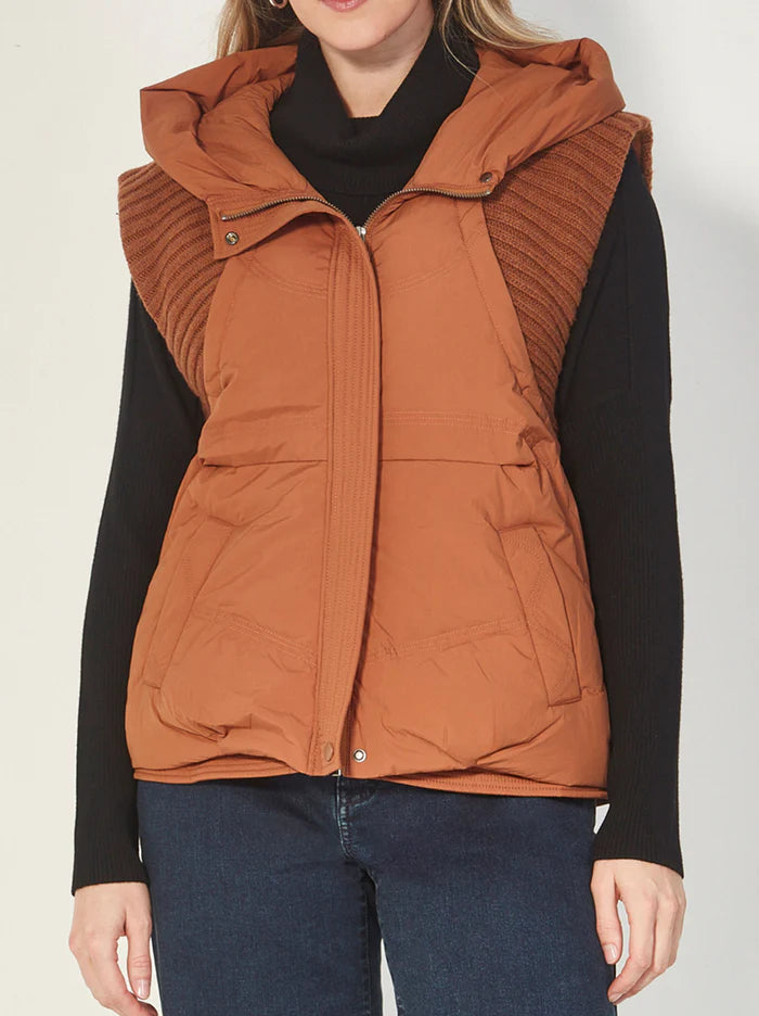 Chaka Vest Nutmeg Black