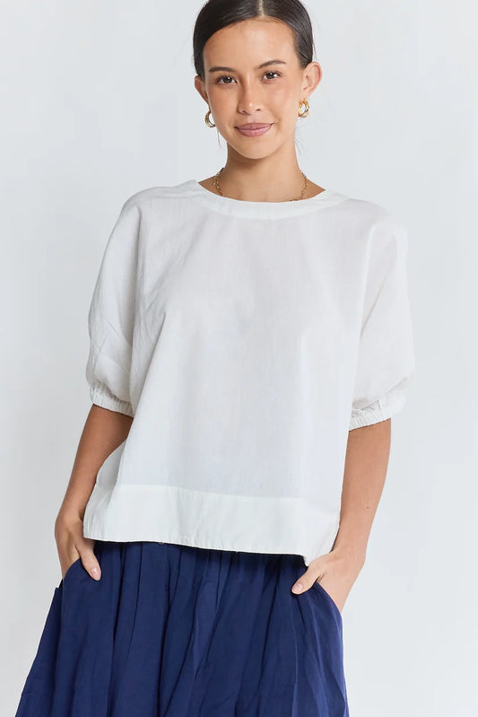 Remi Top White