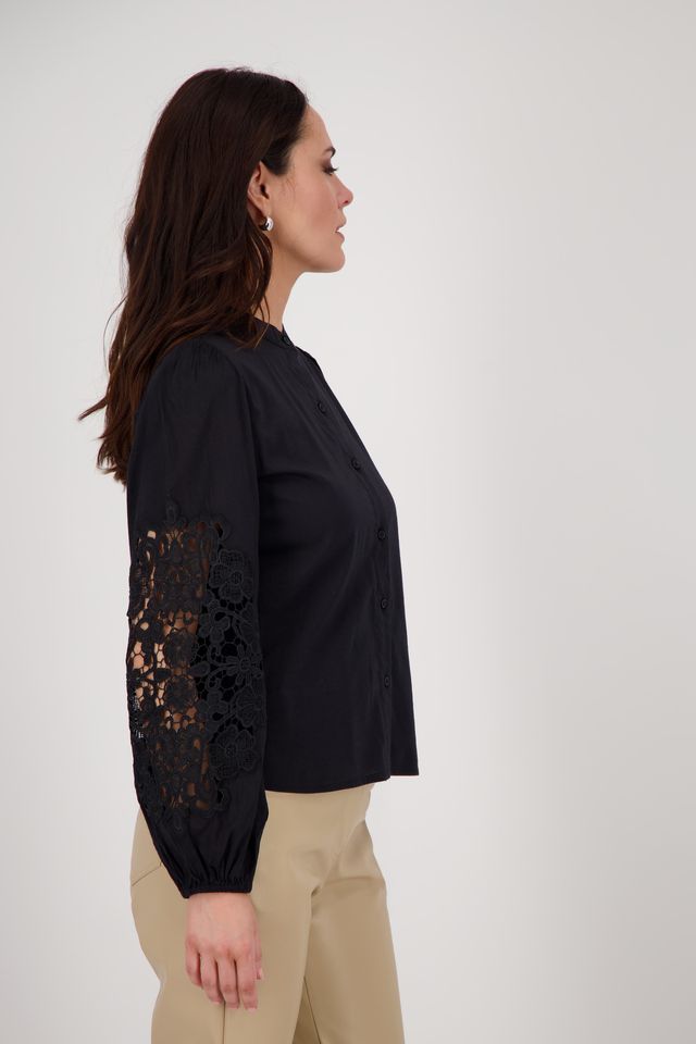 Lace On the Sleeve Shirt